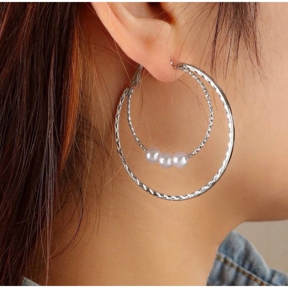 Blossom Boutique Jewelry - 1 LEFT! Silver Layered Pearl Hoop Women’s Earrings